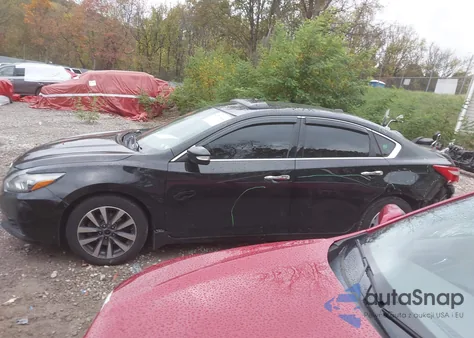 2017 Nissan Altima 2.5 Sl из США, поврежденный, VIN 1N4AL3AP1HC252882